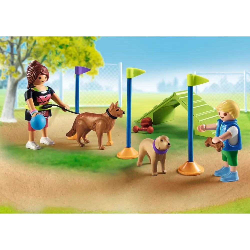 Playmobil Aire de jeux pour chiens et personnages My Life 71745^ Les Animaux
