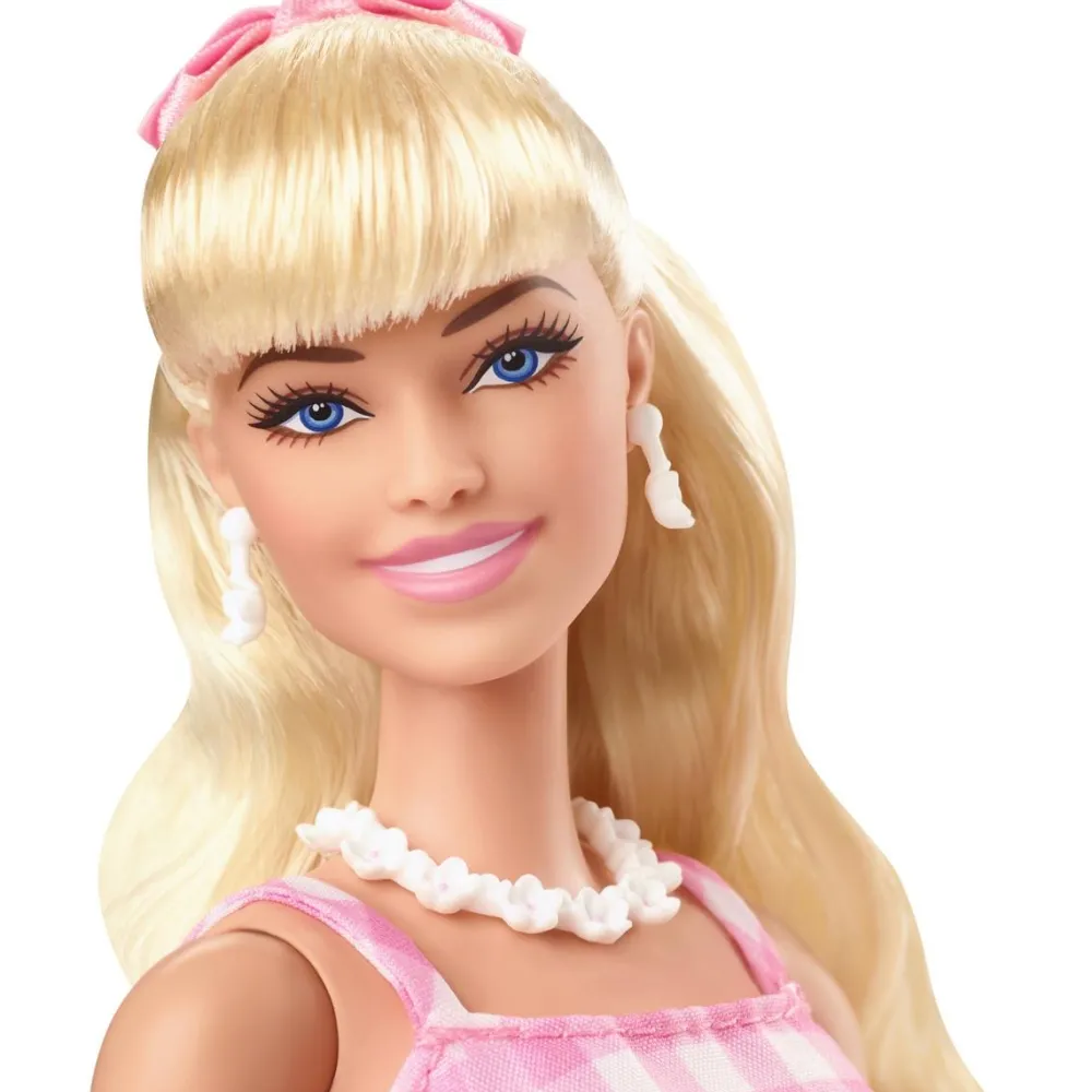 Mattel Barbie le film : Poupée Barbie en robe vichy rose^ Poupées Mannequins