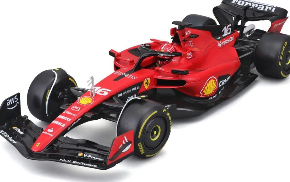 Bburago Formule 1 Ferrari 2023 Avec Casque À L'échelle 1/18^ Modèles Réduits