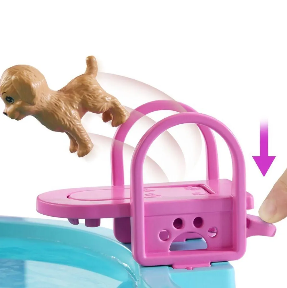 Mattel Grande piscine de rêve de Barbie^ Poupées Mannequins