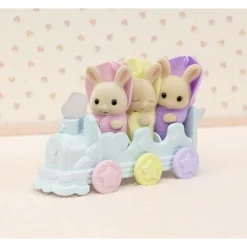 Sylvanian Families Les triplés lapin crème et accessoires - 5707^ Mini-Univers