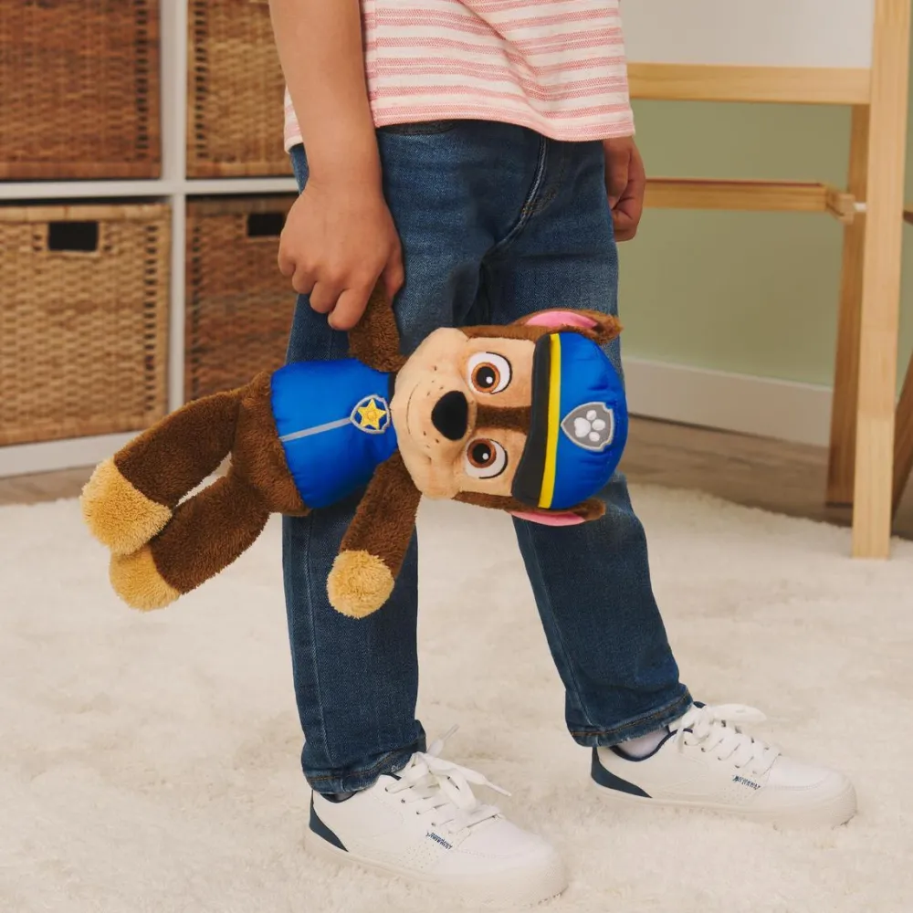 Spin Master Peluche Doudou 35 cm Chase Pat Patrouille^ Peluches Animaux