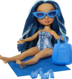 MGA Poupée Rainbow High Swim et Style - Skyler blue^ Poupées Mannequins