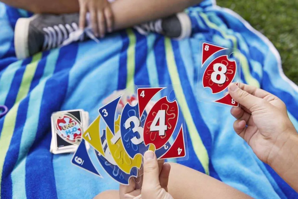 Mattel Games Uno H2o Cartes Imperméables^ Jeux De Voyage